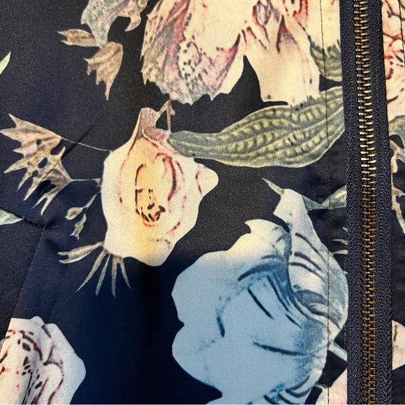 Lightweight Flower-Print Bomber Jacket - Picture 2 of 3